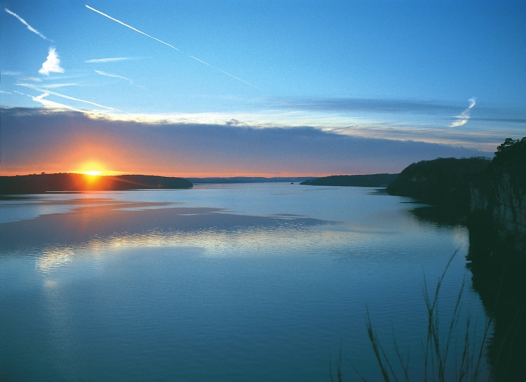 Lake of the Ozarks_Missouri_sunset